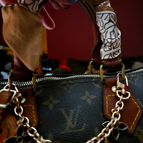 Authentic Louis Vuitton Speedy 25 Monogramed canvas HARD TO FIND ... with COA - Picture 4 of 13